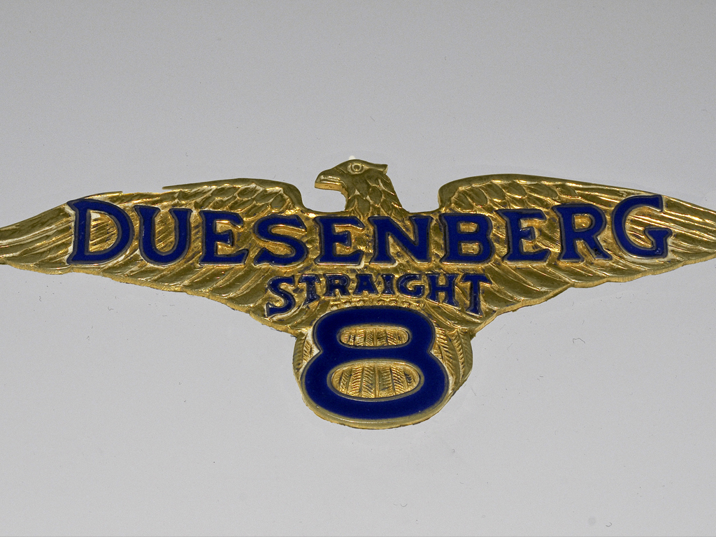 Duesenberg logo